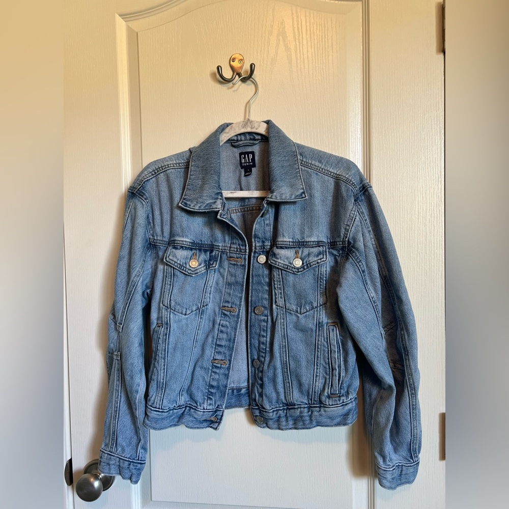 GAP Women's Light Blue Jean Jacket